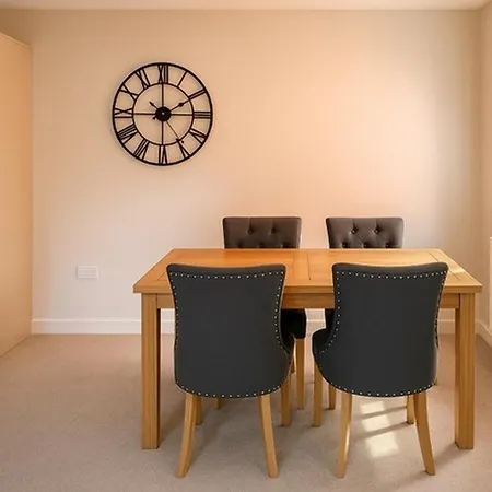 Elegant 2bd Townhouse In Thirsk: Cozy & Stylish Holiday home